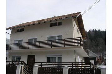 Rumunija Privát Buşteni, Eksterijer